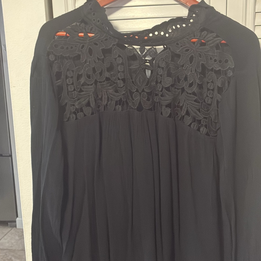 Who What Wear Black Eyelet Dress